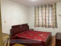 迎春小区108平3室双阳台，68万 迎春小区