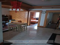 迎春小区3楼2室简装1300/月 迎春小区